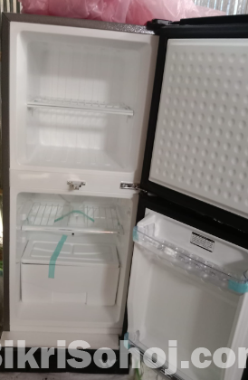 Walton refrigerator